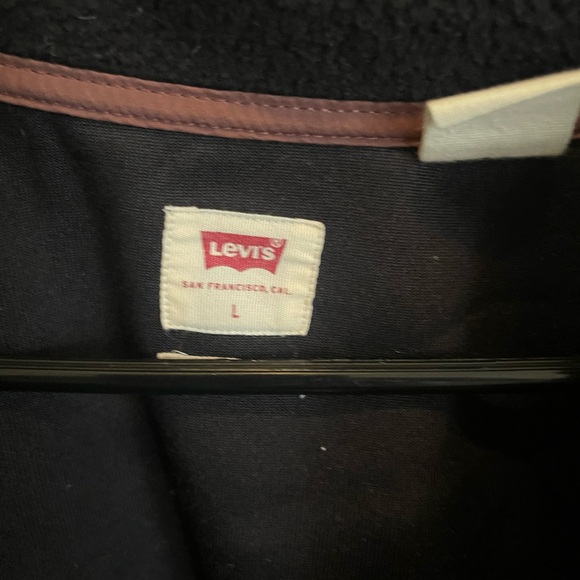 Levi's Black and Gray Jacket with Burgandy  Trim - Picture 5 of 6